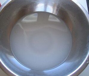ソーダは水の鍋で離婚しました