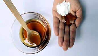 ソーダとハチミツの混合物は、陰茎の血液循環を促進する民間療法です。