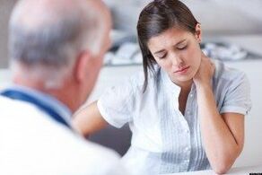 ペニス増大手術の可能性を判断するための男性の同行者との相談